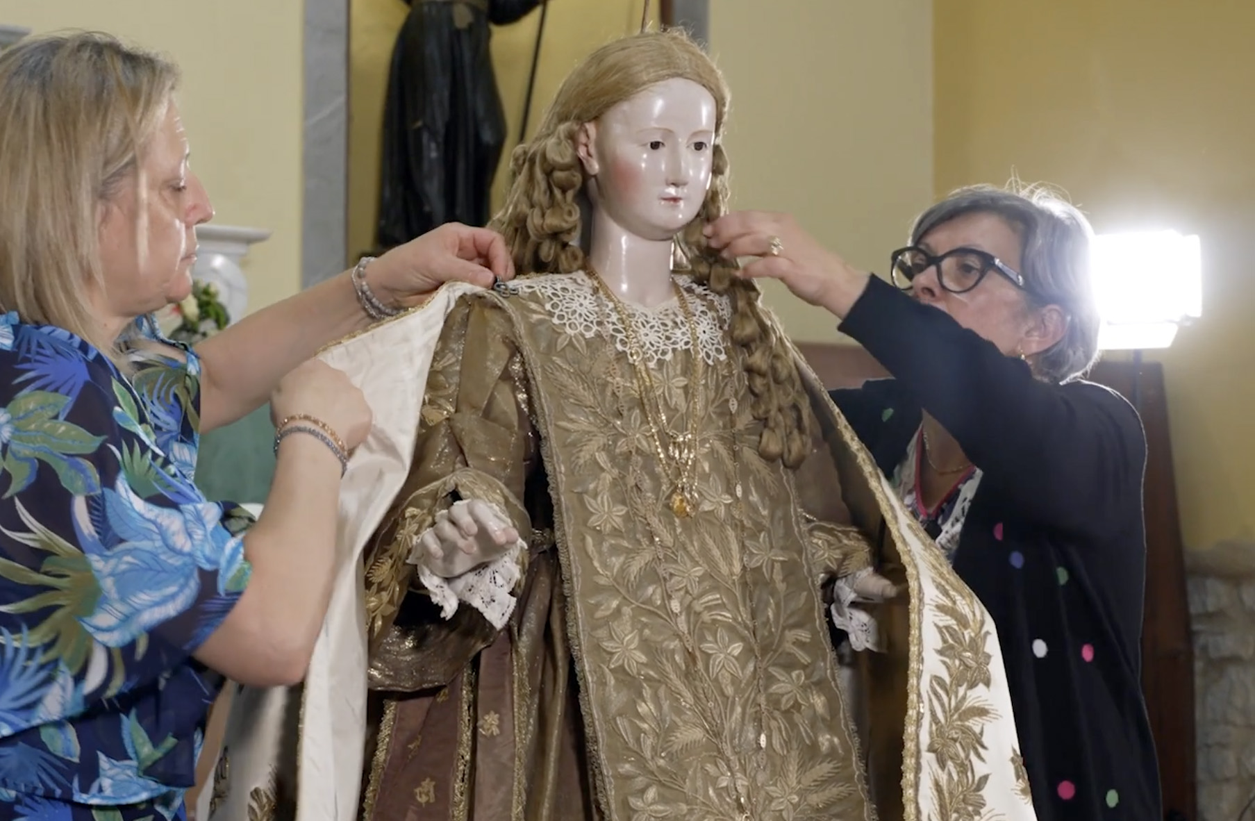 CAMPOLIETO SI PREPARA ALLA VESTIZIONE DELLA MADONNA DEL CARMINE E ALLA FESTA DI SANT’ANNA